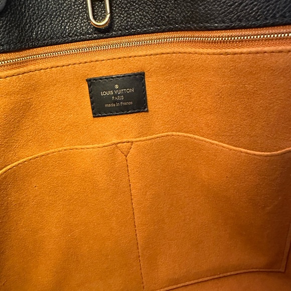 Louis Vuitton On the Go MM - Picture 9 of 9